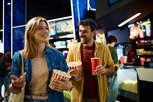 entertainment-member-benefits-onefamily Man and woman at the cinema